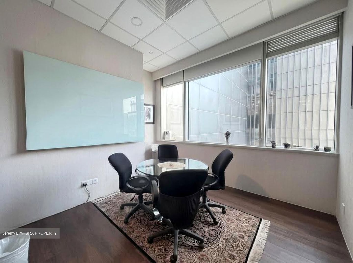 China Square Central (D1), Office #636045811